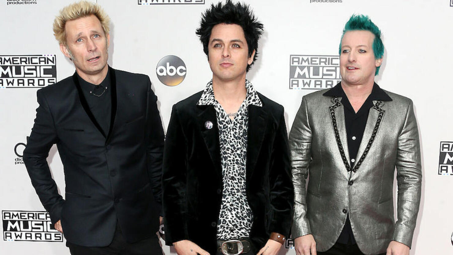 Three Iconic Green Day Album Covers Are Getting Turned Into Jigsaw Puzzles Iheartradio