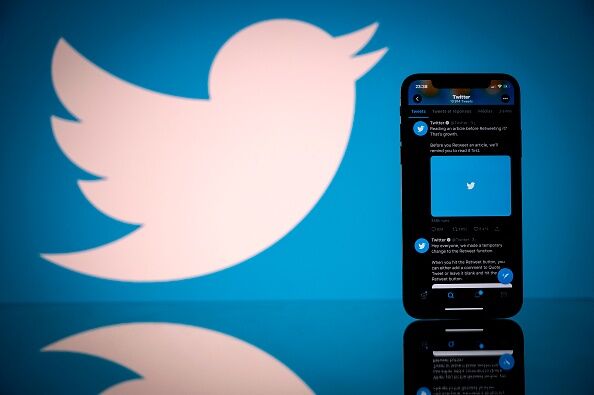 FRANCE-US-INTERNET-SOCIAL-NETWORK-TWITTER
