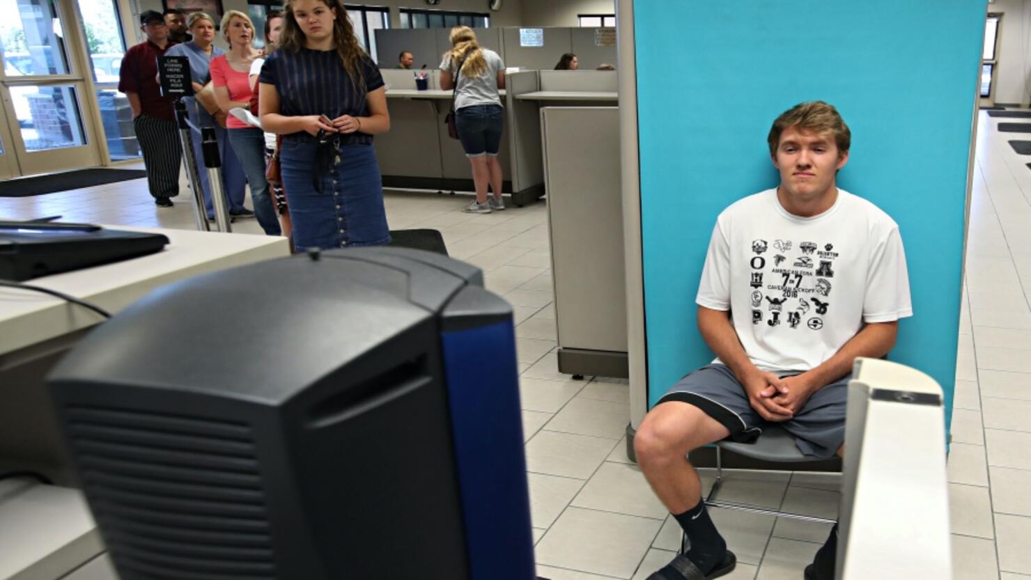 FBI and ICE Use State DMV Databases For Federal Facial Recognition Searches