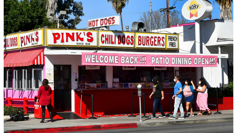 US-HEALTH-VIRUS-RESTAURANT