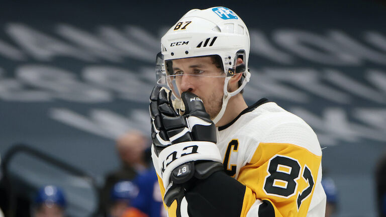 Pittsburgh Penguins v New York Islanders