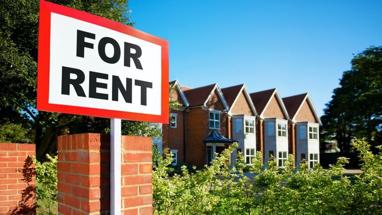 House/flat for rent sign
