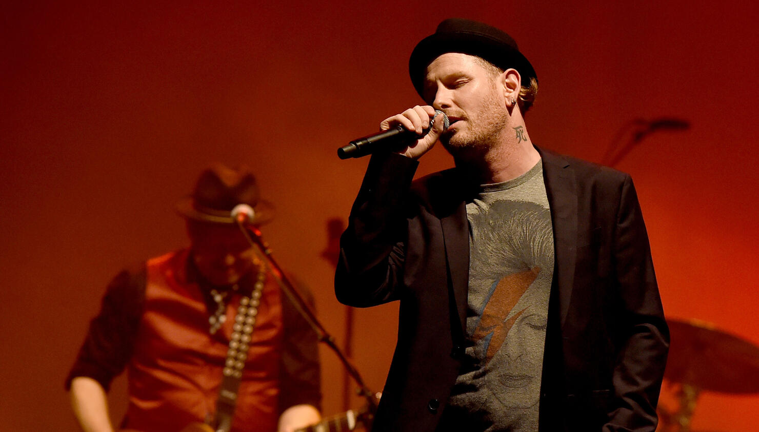 Corey Taylor Is Planning Socially-Distanced Live Solo Tour This Spring ...