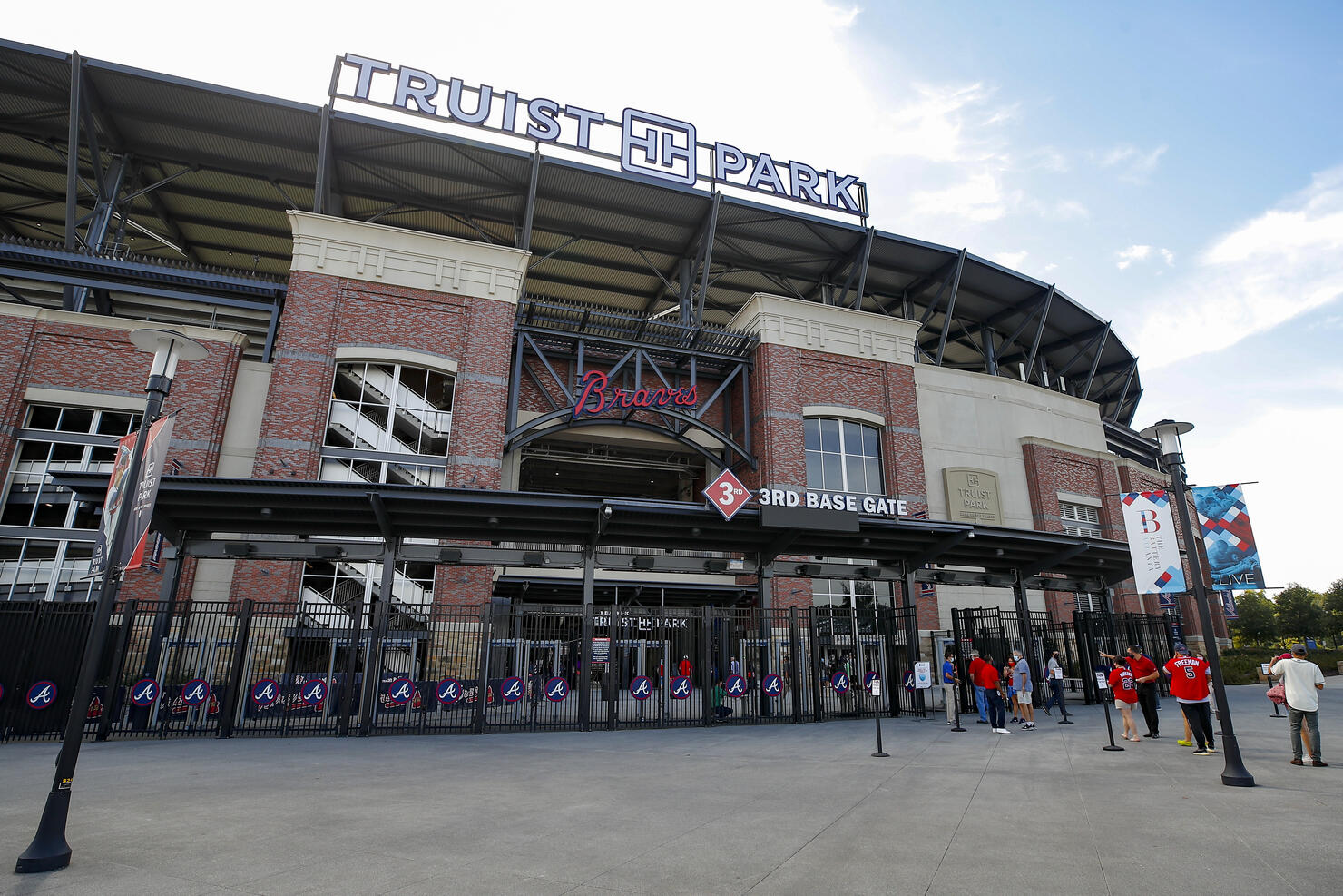 Atlanta Braves to go full capacity at Truist Park on May 7