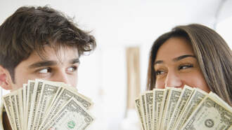 Smart Money Moves For Women & Men On 'How To Money'