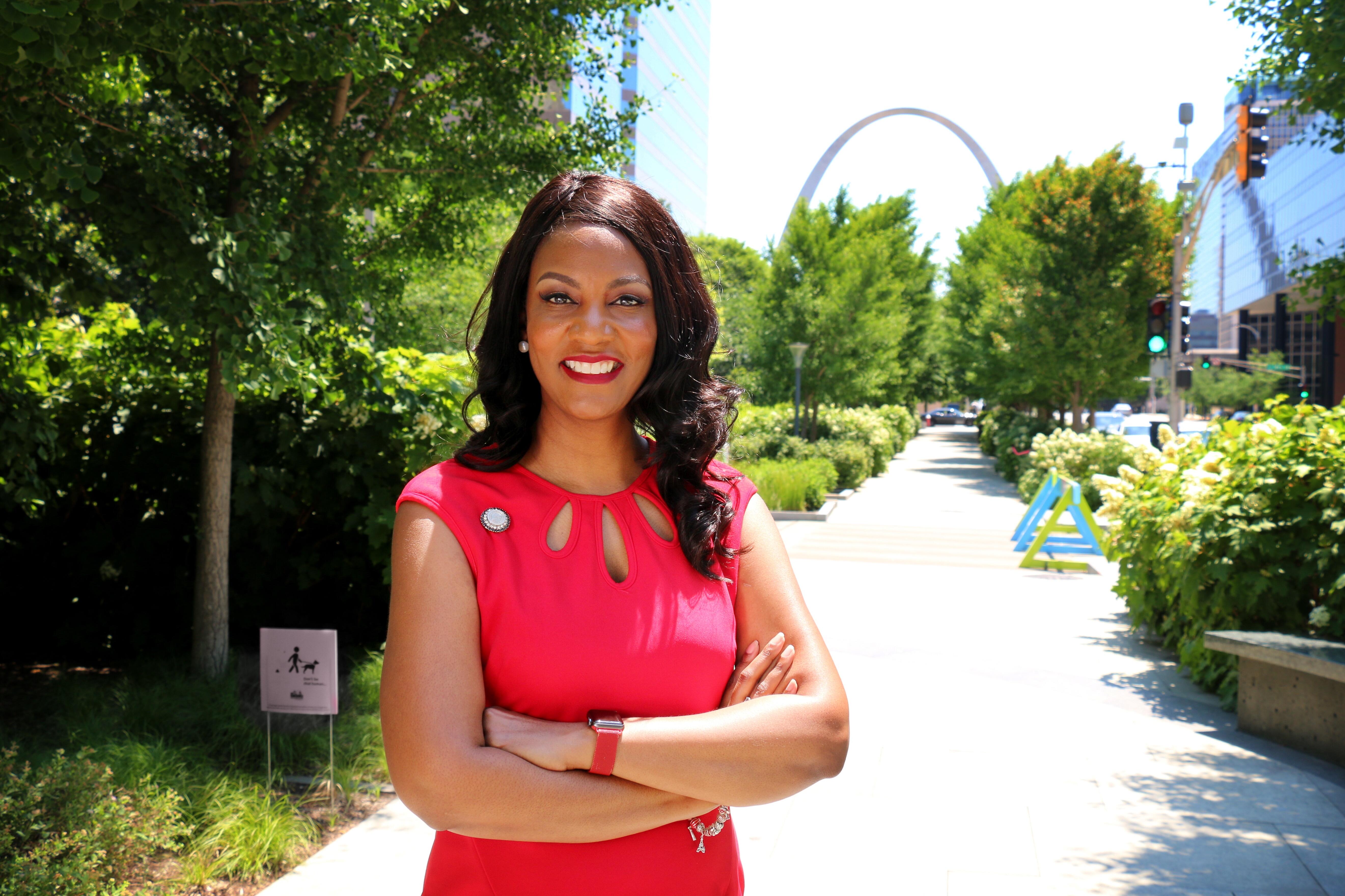 Tishaura Jones Makes History As 1st Black Female Mayor Of St. Louis ...