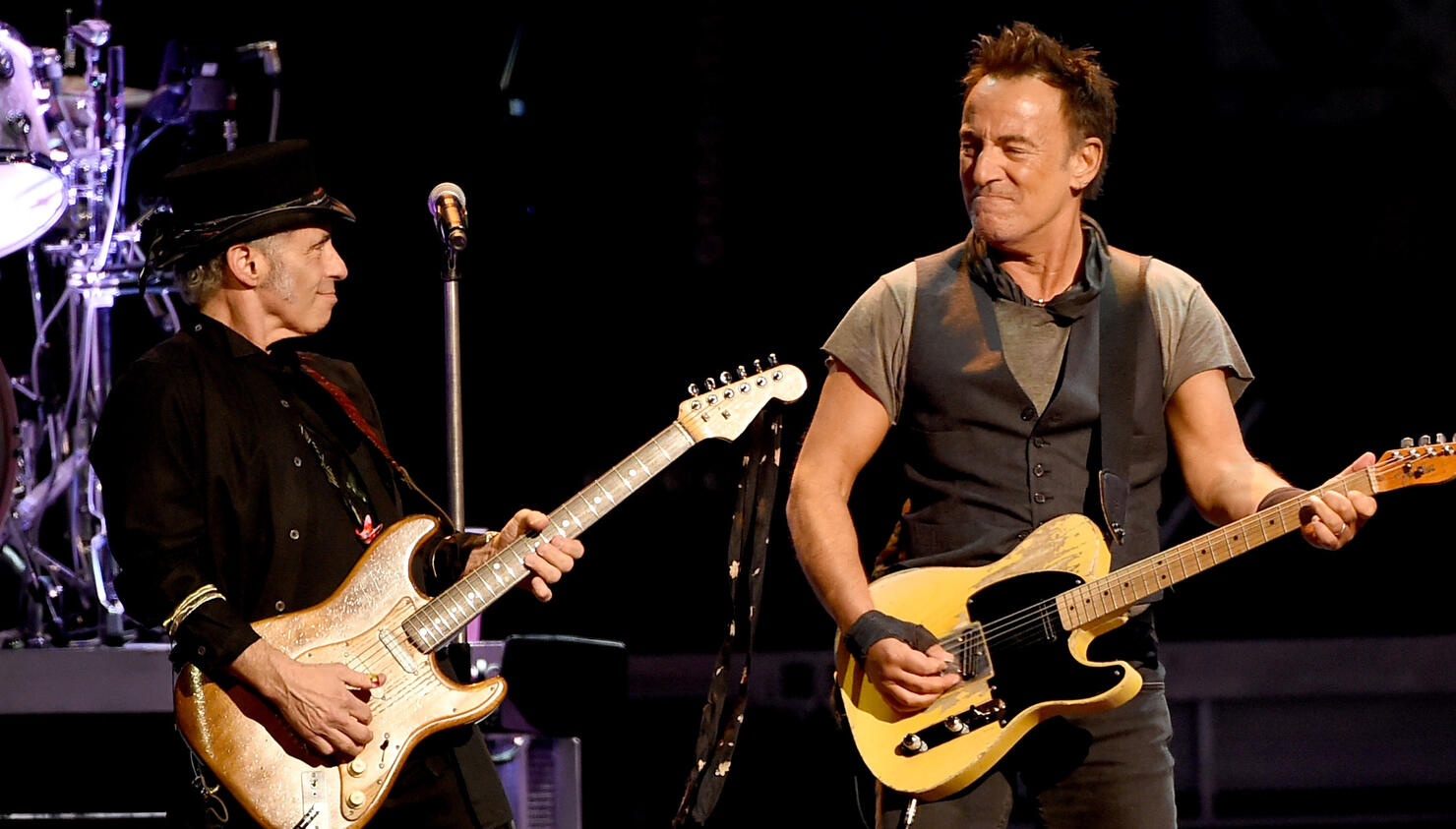 Nils Lofgren Suspects Bruce Springsteen's DWI Arrest Was 'A Vendetta ...