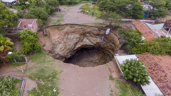 TOPSHOT-MEXICO-SINKHOLE