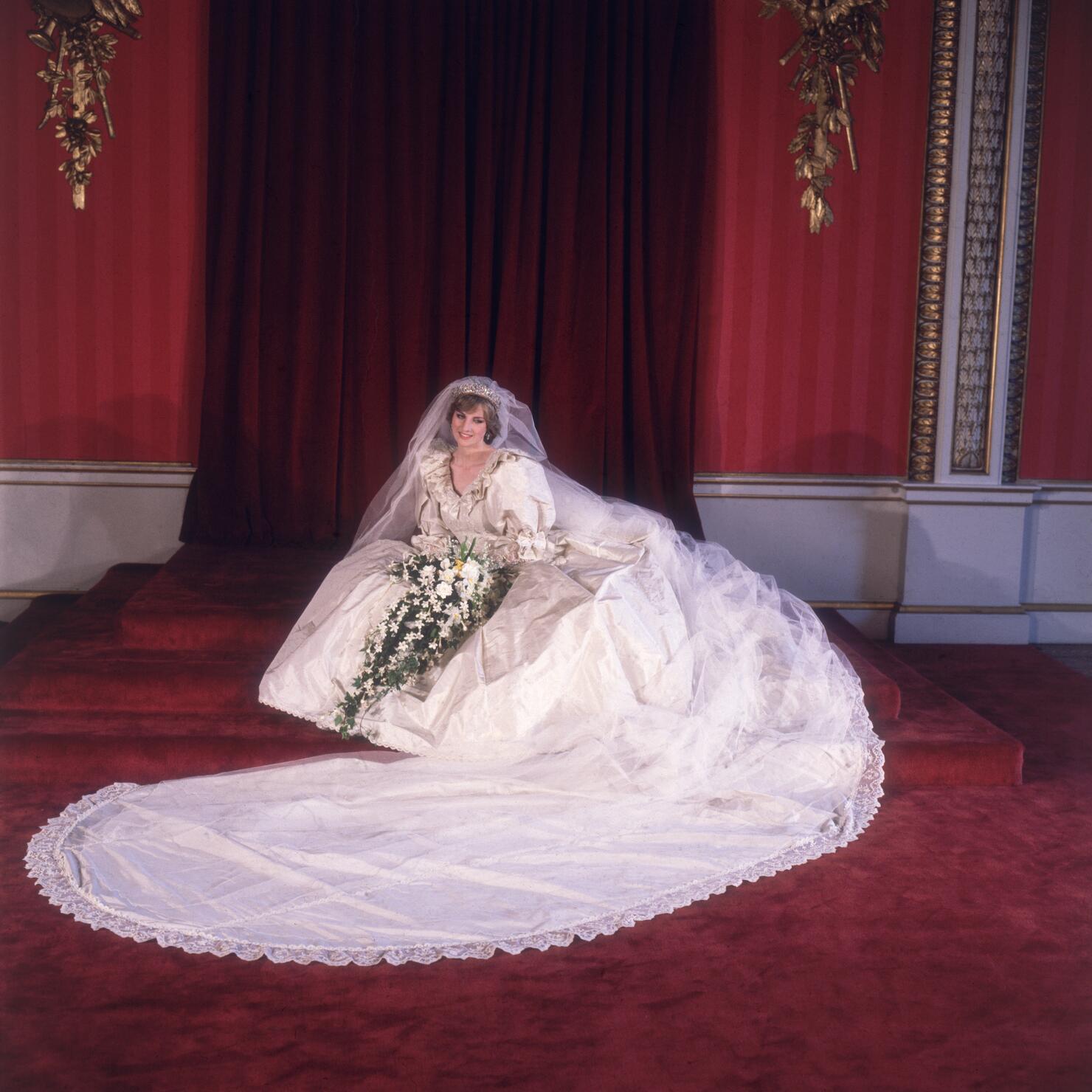 Princess Diana’s Wedding Dress To Be Displayed At Kensington Palace