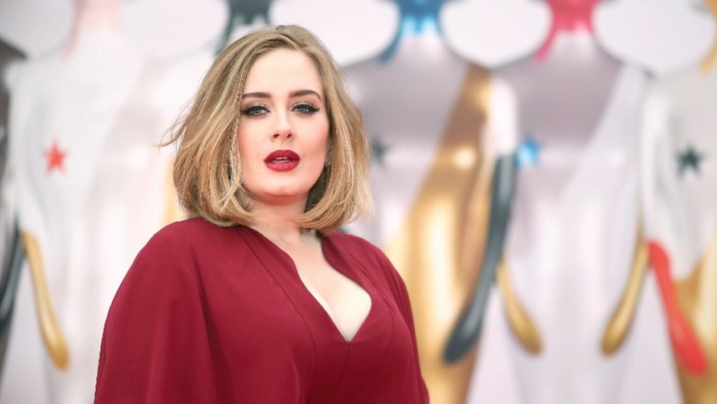Watch Adele Jam Out To This J. Lo Classic At An Oscars 'After