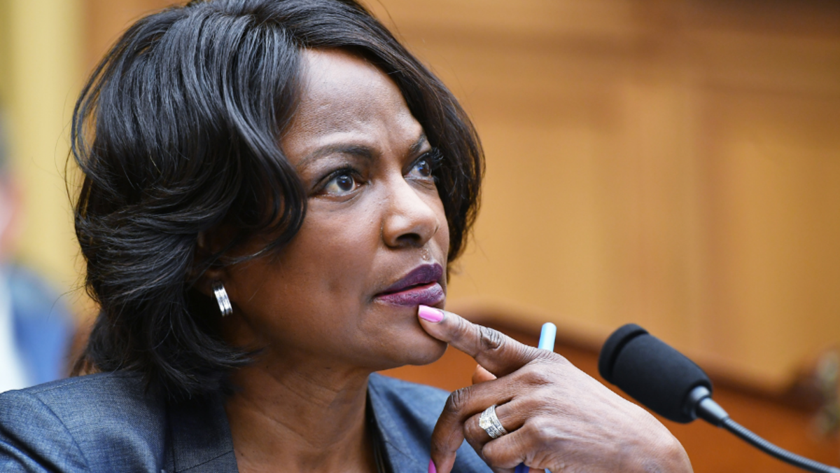 Congresswoman Val Demings enters U.S. Senate race | NewsRadio WFLA