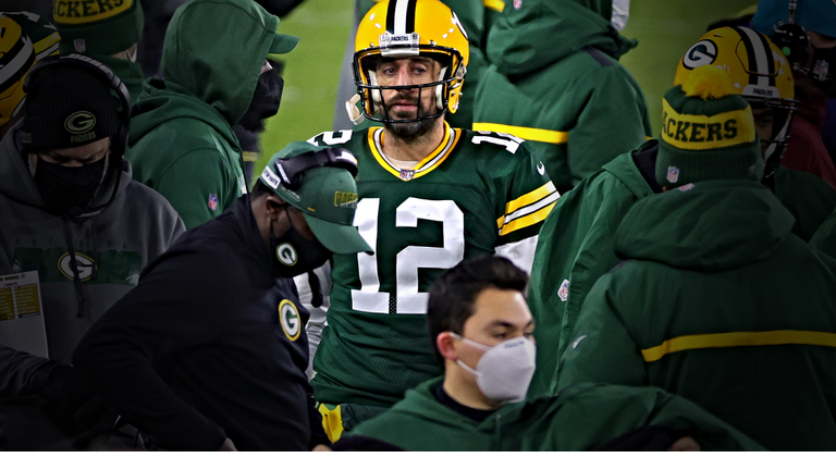 Here is How 'Disgruntled' Aaron Rodgers Reacted to Trade Inquiry Reports