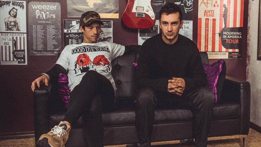 Twenty One Pilots Conjure Up Some Magic In 'Choker' Music ...