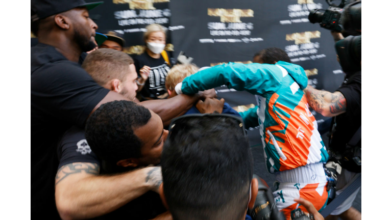 Floyd Mayweather v Logan Paul - Media Availability