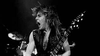 Randy Rhoads To Be Inducted Into Rock Hall Of Fame With 'Excellence Award'