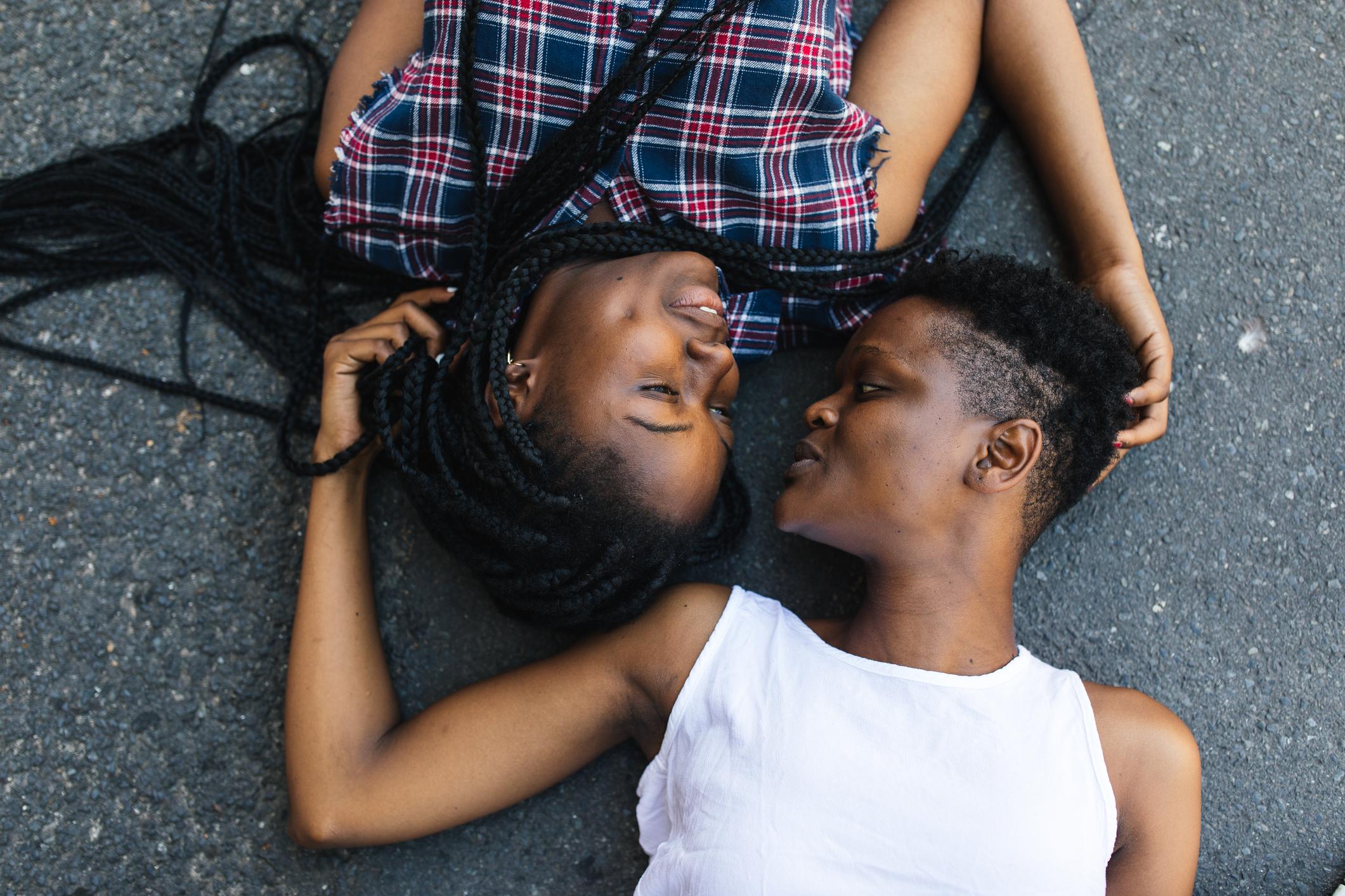 Journalist Shines A Light On Queer Couples Of Color In New Photo Book ...