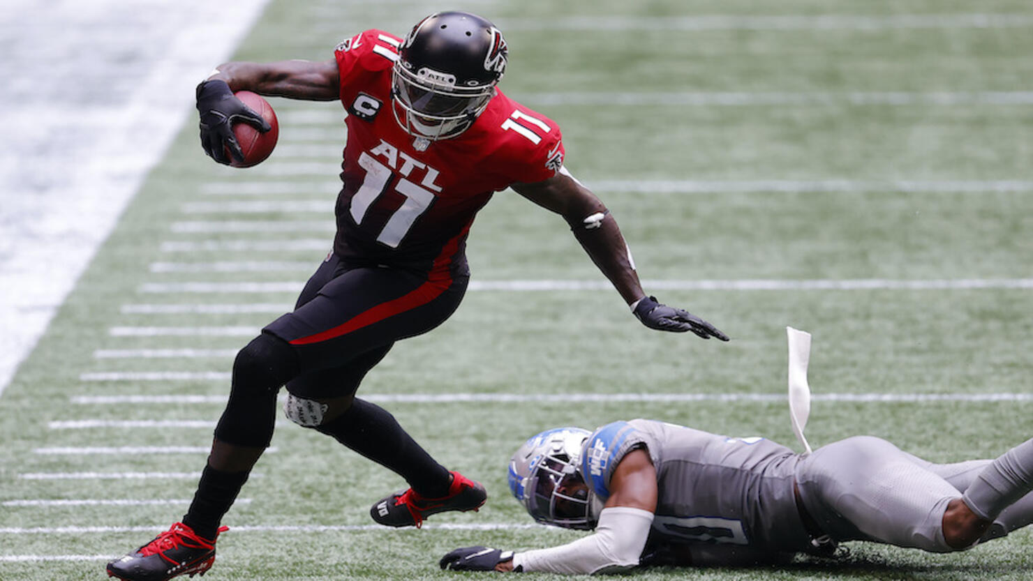 Former Falcons WR Julio Jones will wear No. 2 for the Titans