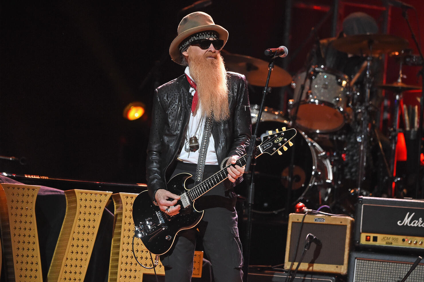 Billy Gibbons Tells The Story Behind That Strange Hat He Always