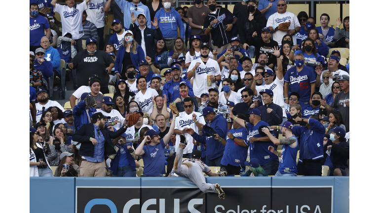 San Francisco Giants v Los Angeles Dodgers