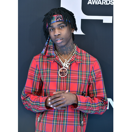 Polo G throws out first pitch at Chicago Cubs game - REVOLT