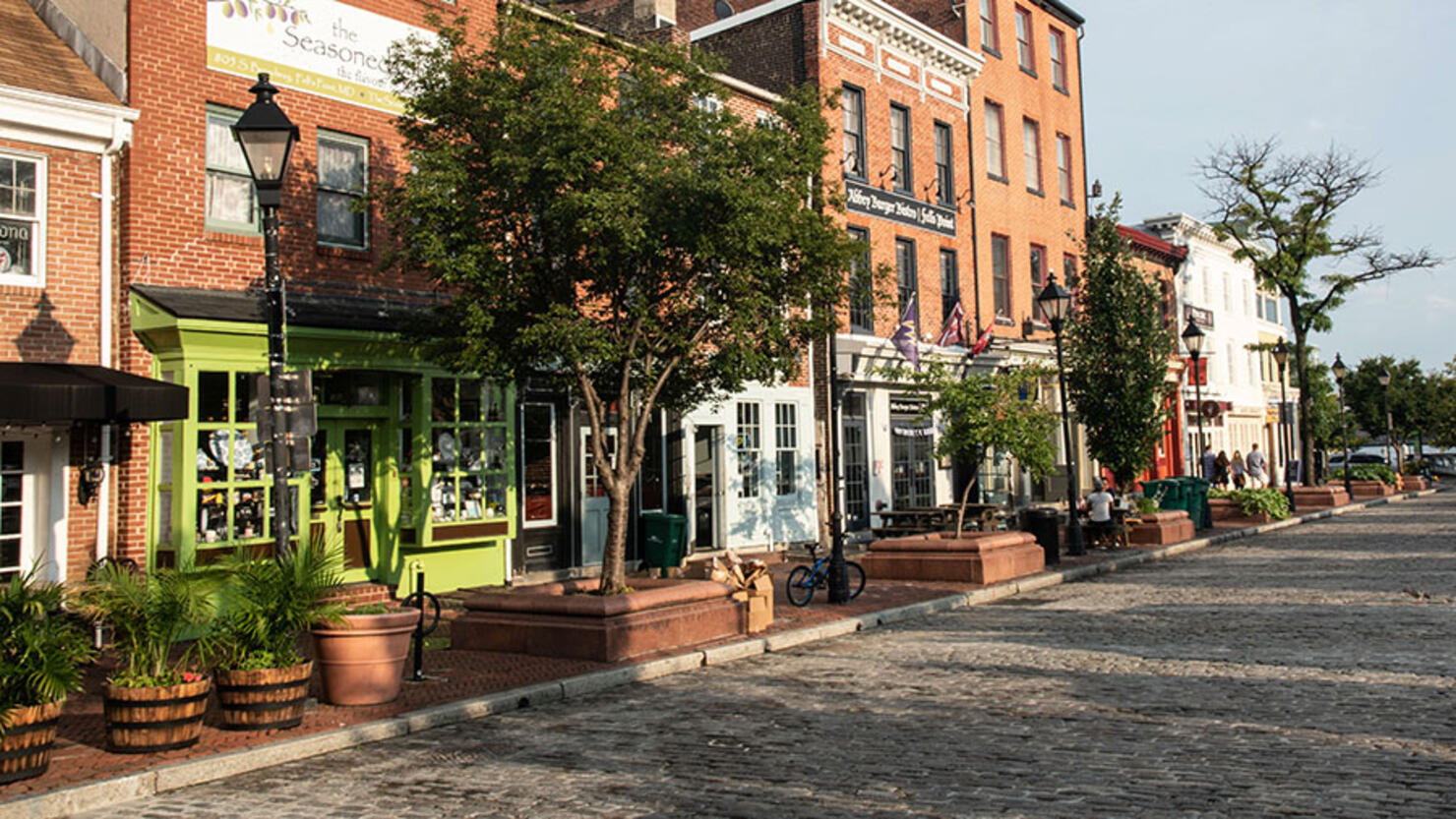 Shops in Fells Point district of Baltimore, Maryland