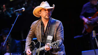 It's a family thang!