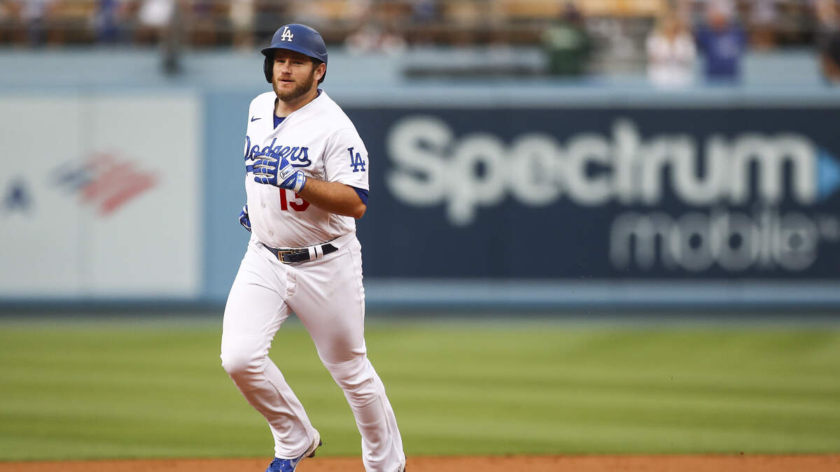 Max Muncy keeps cursing SF Giants, leads Dodgers to 9-1 win - Sports  Illustrated San Francisco Giants News, Analysis and More