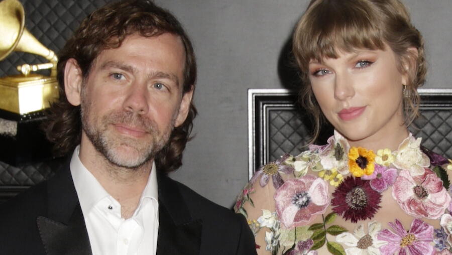 Aaron Dessner Gushes Over Big Red Machine's Next Taylor Swift ...