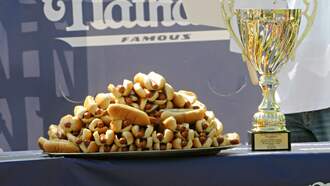 Las Vegas Man Competed In Famous Hot Dog Eating Contest