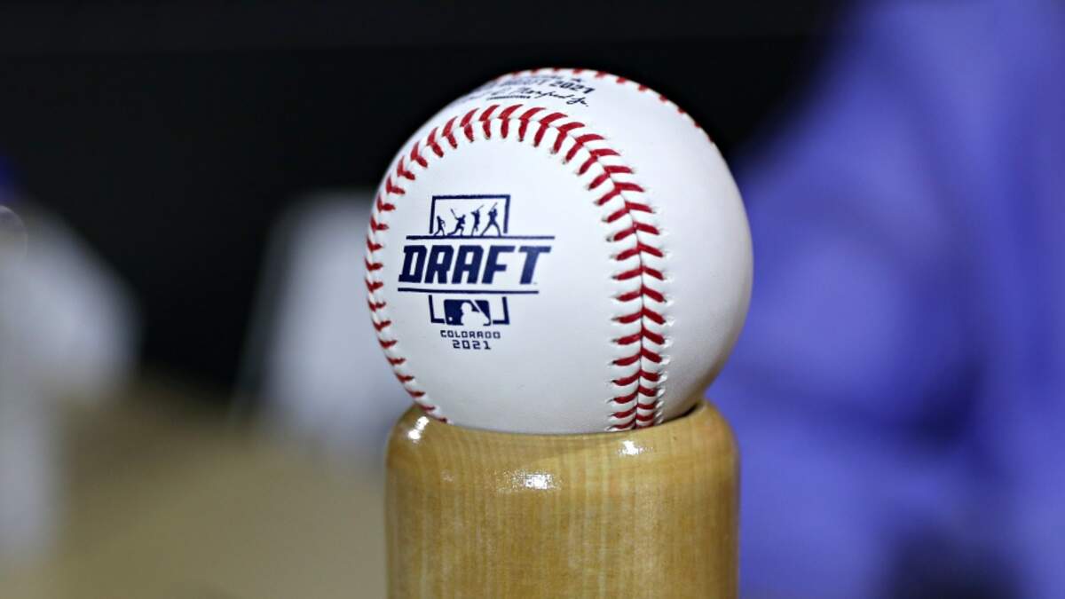 MLB Draft, The Examiner