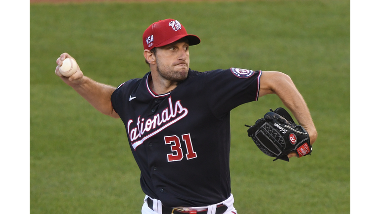 Los Angeles Dodgers v Washington Nationals