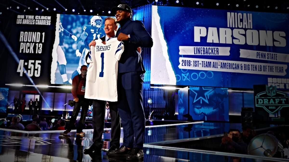 Dallas Cowboys Rookie Micah Parsons Buys Mom New House, 'One Goal After  Another!'