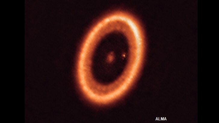 Video: Previously Unseen Moon-Forming Disc Photographed Around Exoplanet