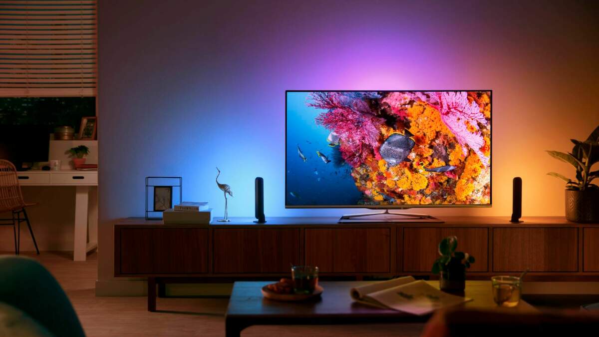 Philips Hue Sync Box review: Smart lighting for movie night - Gearbrain