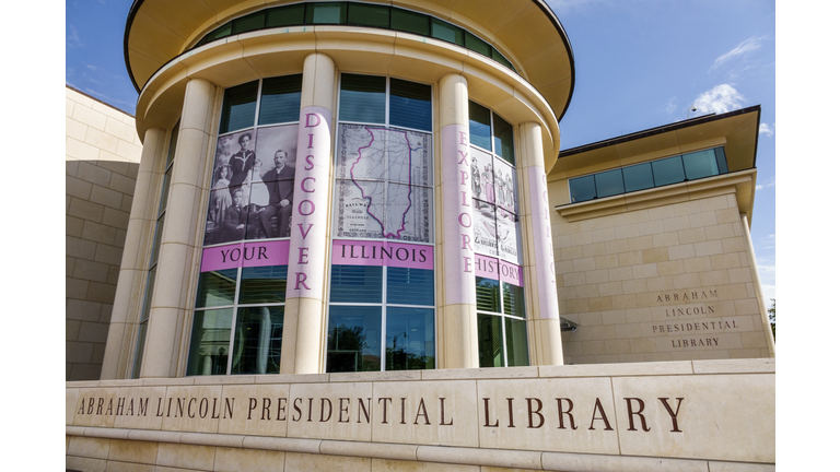 Abraham Lincoln Presidential Museum exterior.