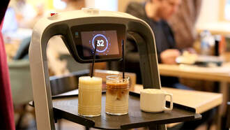 VIDEO: California Restaurant Hires Robot Due To Staff Shortage