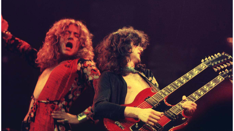 Led Zeppelin in Concert at Chicago Stadium - 1-20-1975