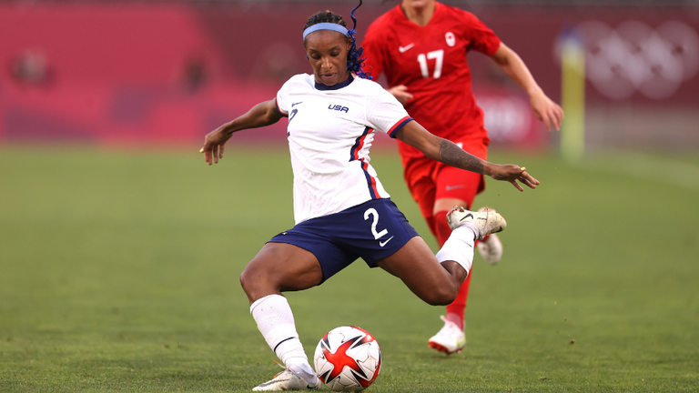 Crystal Dunn