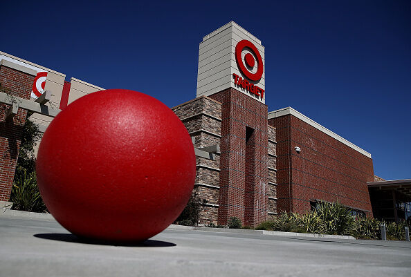 Target To Raise Minimum Wage As Labor Market Tightens