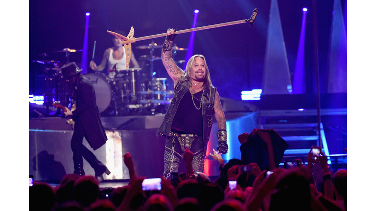 2014 iHeartRadio Music Festival - Night 1 - Show