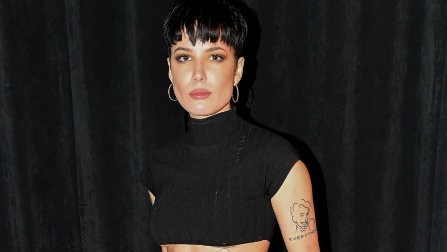 Halsey Shows Off Their Postpartum Body Wellthis Is What It Look Like Iheart 2355