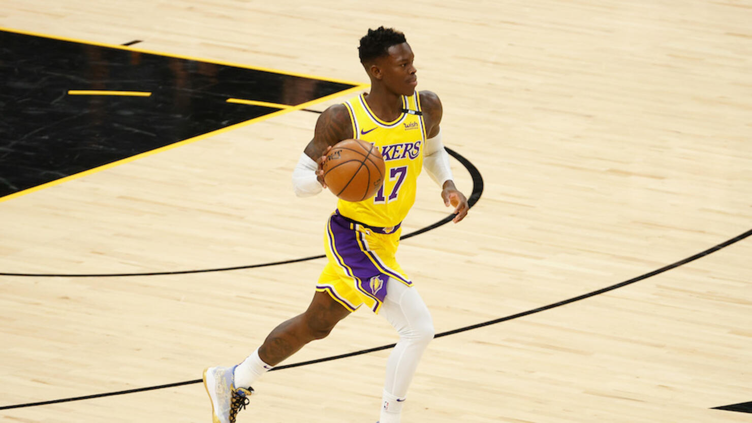 Los Angeles Lakers v Phoenix Suns - Game Two