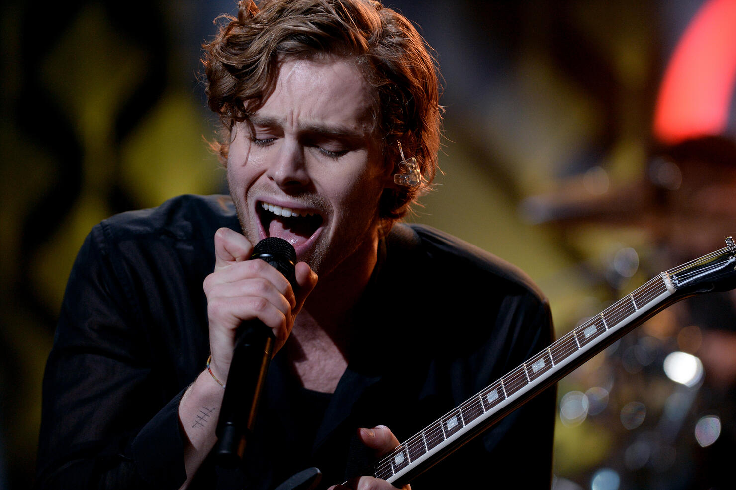 5sos Frontman Luke Hemmings Opens Up About Writing His Debut Solo Album Iheart