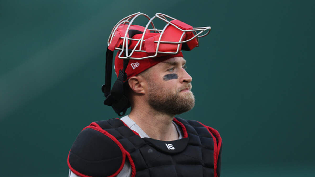 Reds catcher Barnhart enjoys flavors, friendliness of Zionsville • Current  Publishing