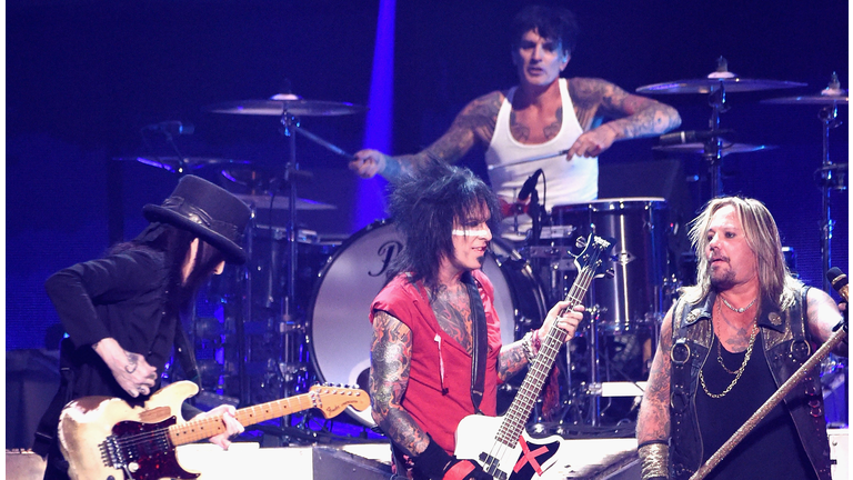 2014 iHeartRadio Music Festival - Night 1 - Show