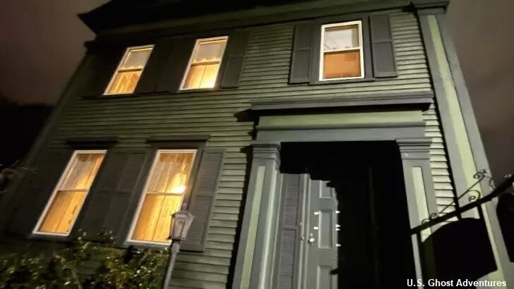 Lizzie Borden House Hiring Ghost Hunter