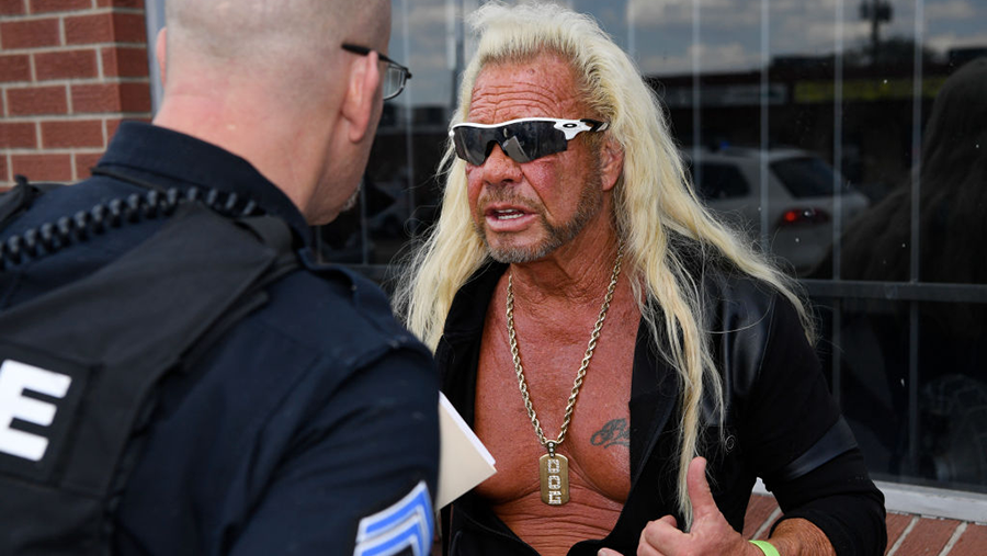 how does dog the bounty hunter make his money