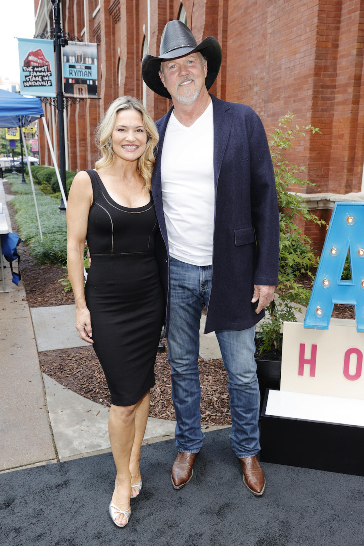 14th Annual Academy Of Country Music Honors - Pre-Show Arrivals