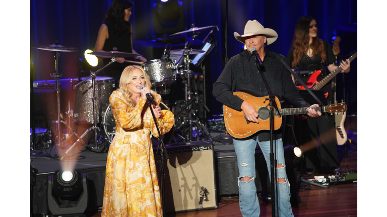 14th Annual Academy Of Country Music Honors - Show
