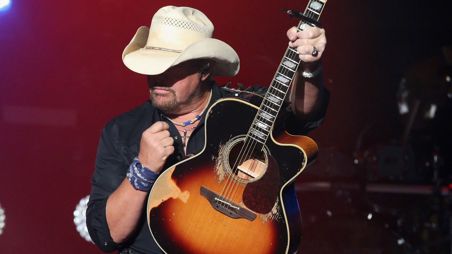 Toby Keith Hailed As Acm Merle Haggard Spirit Award Winner At Acm